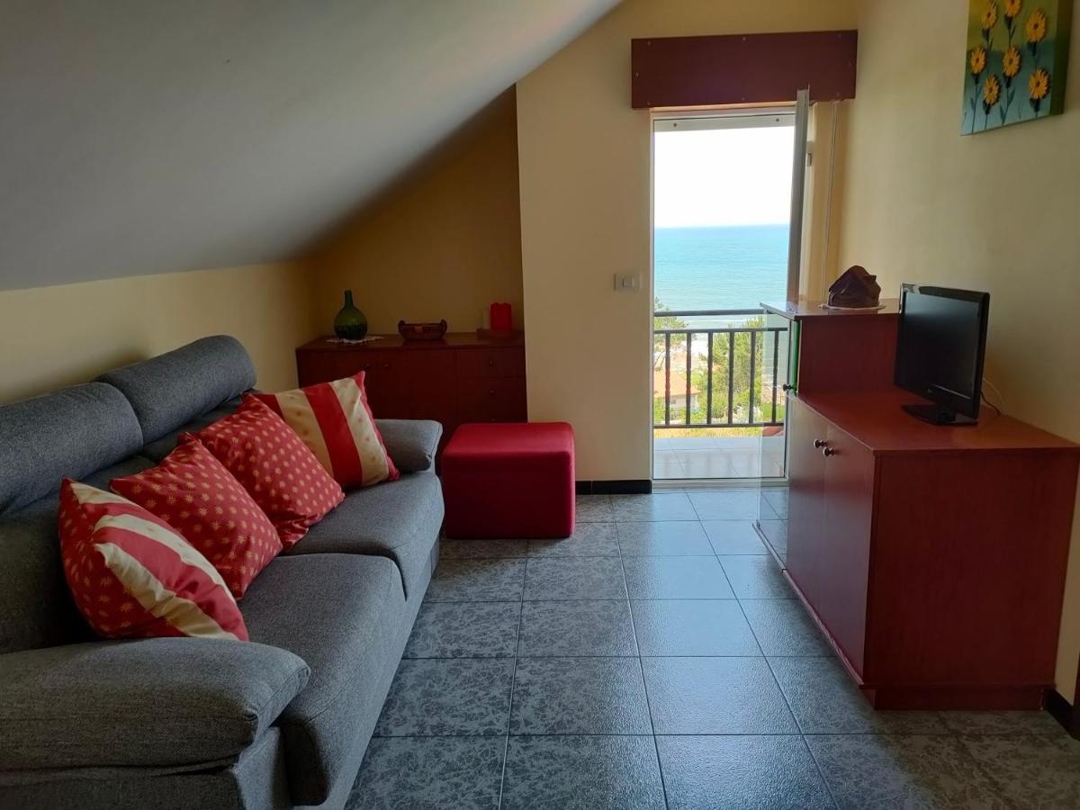 Apartamento Loft A Estivada Rosal Bagian luar foto